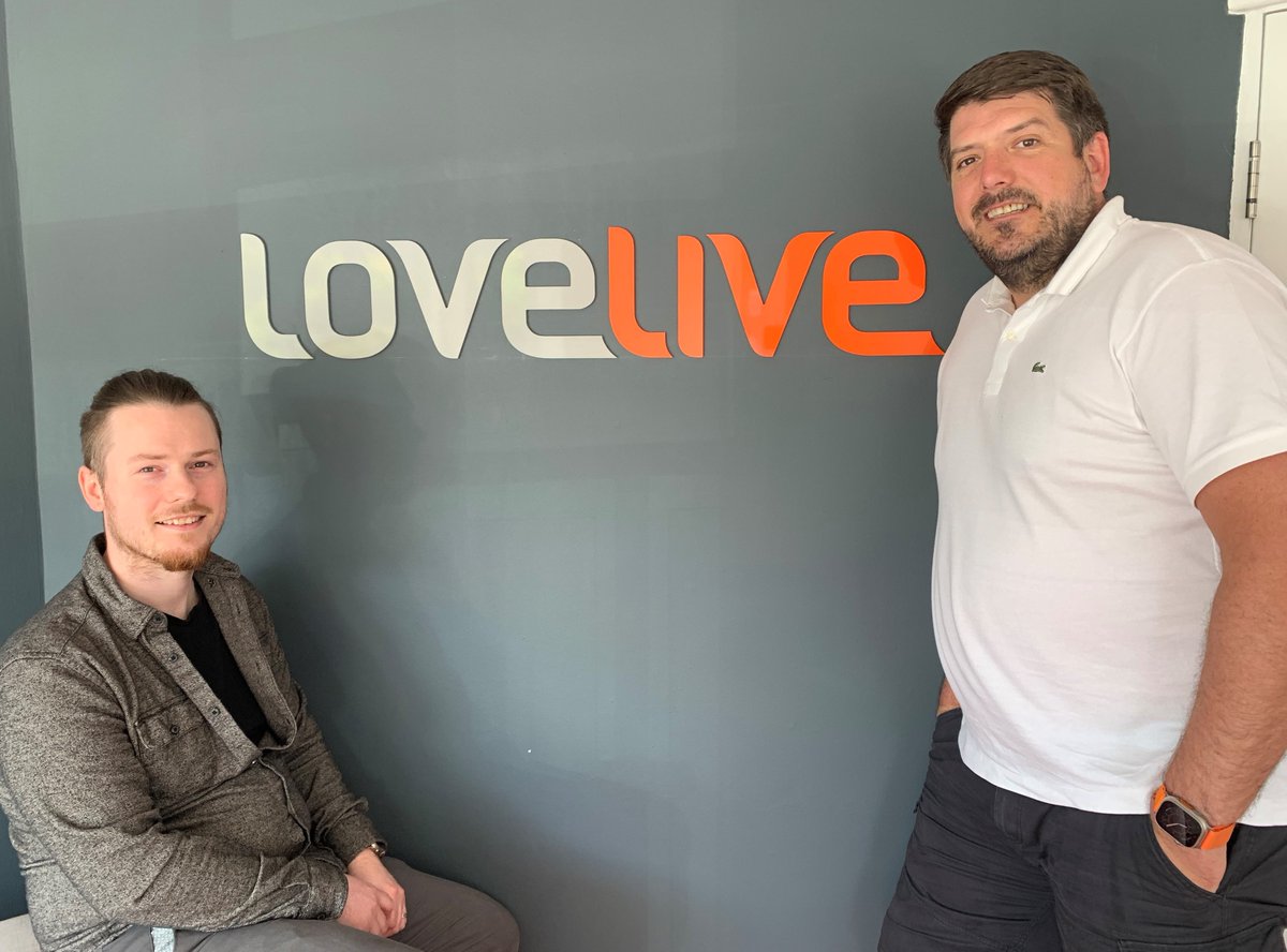 After recently celebrating the milestone of 10 years with the company, we’re pleased to announce the internal promotion of Nathan Cummings to the position of LOVELIVE Production Lead!

Click here to read more! lovelivegraphics.com/congratulation…
 
#LOVELIVE #ProductionLead #Print #Design