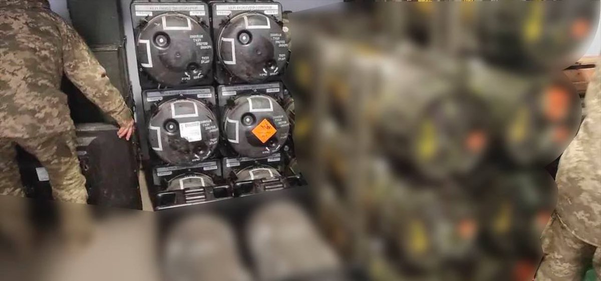 historicfirearm's tweet photo. Photos of Javelin and NLAW transit cases shared on numerous Ukrainian telegram channels. Said to be recent but difficult to confirm that. Not sure why they blurred the NLAW cases. 

#UkraineRussianWar
#ATWeapons #Ukraine https://t.co/uw6yJkDfuh