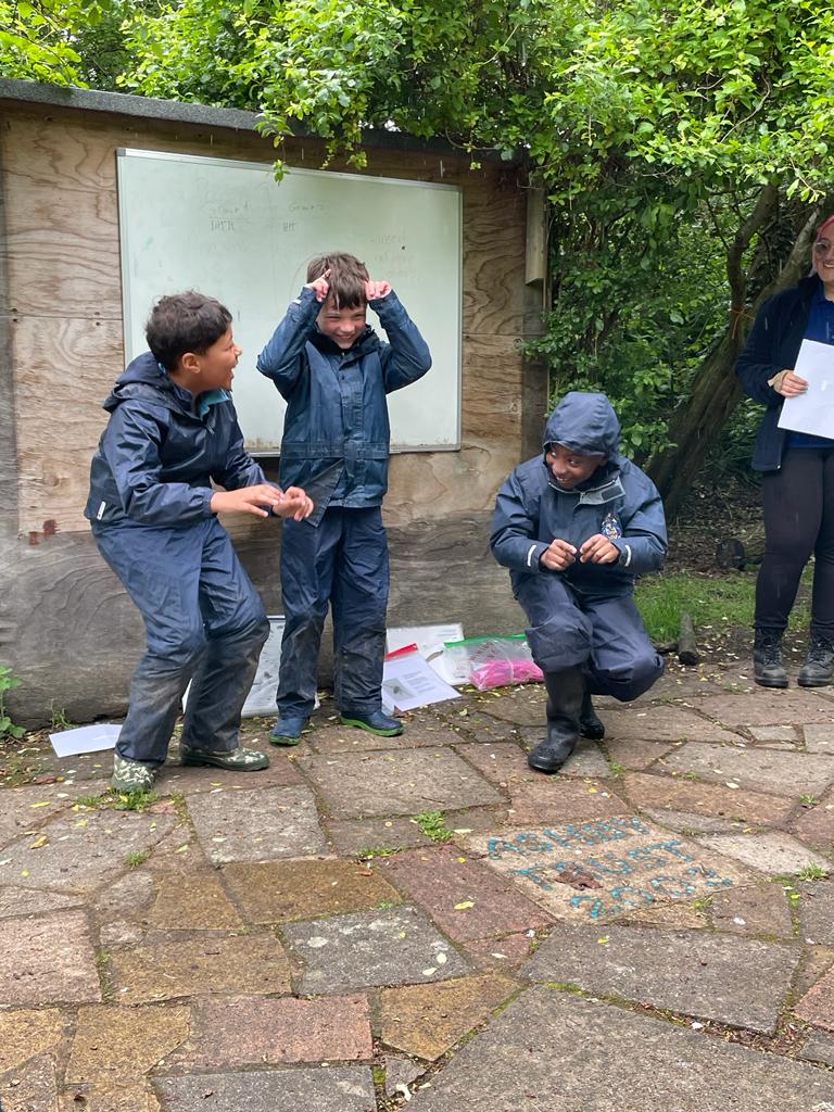 StEdmundsPrep's tweet photo. Form 4 have had an amazing morning at the Rye Meads Nature Reserve. Activities have included pond dipping and acting out pond life. https://t.co/Tw8XvWq4gh