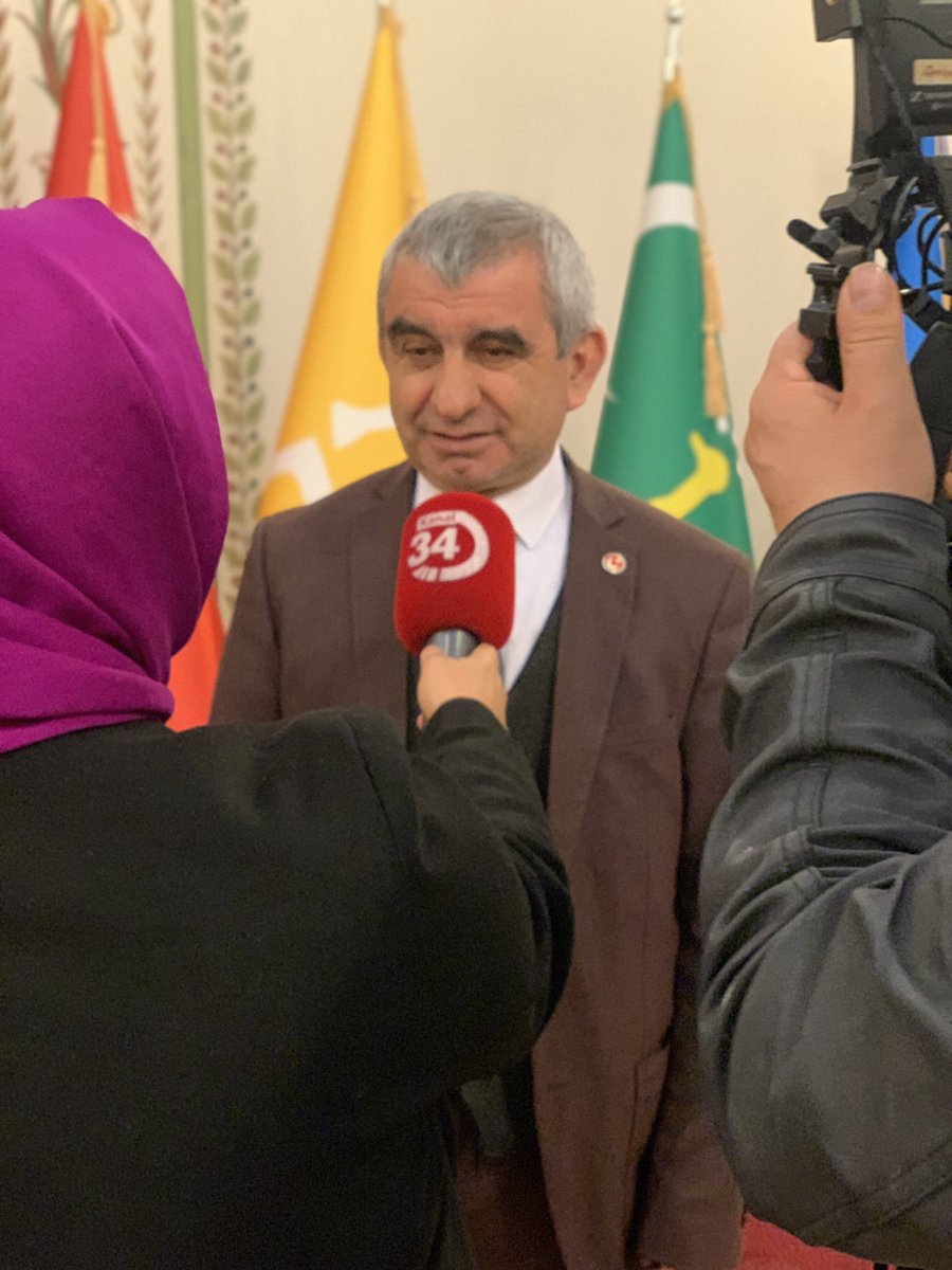 ahmetagca95's tweet photo. "TÜRK-İSLAM DÜNYASI’NA, TÜRK STK’LARINA VE DÜNYA KAMUOYUNA DUYURU.......!"

TÜRK DÜNYASI VE TÜRK- İSLÂM ÂLEMİ'NE HİZMET VEREN DERNEKLER'İN, "14 MAYIS 2023 PAZAR GÜNÜ TÜRKİYE’DE YAPILACAK OLAN,
CUMHURBAŞKANLIĞI VE 28. DÖNEM MİLLET VEKİLLİĞİ SEÇİMLERİ'NDE; YÖNETİM KURULU ÜYELERİMİZ, İŞ İNSANLARIMIZ  VE TÜRK DÜNYASI SEVDALISI KIZILELMA, TURAN ÜLKÜSÜNE SAHİP  TÜM DAVA ARKADAŞLARIMIZLA BİRLİKTE; ÖZELLİKLE TÜRK DÜNYASI VE İSLAM ALEMİNİN ZOR GÜNLERİMİZDE YANIMIZDA DURARAK BİZLERE GÜÇ VEREREK TARİHİMİZE, İSTİKLÂL VE İSTİKBALİMİZE SAHİP ÇIKAN TÜRKİYE’NİN VEFAKÂR VE CESUR HÜKÜMETİNİN VE CUMHUR İTTİFAKININ YANINDAYIZ. 21.  ASRIN TÜRKLERİN YÜZYILI OLACAĞINA DAİR İNANCIMIZIN PEKİŞTİĞİ BU DÖNEMDE CUMHUR İTTİFAKININ YANINDA OLMAK ve DESTEKLEMEK KARARI ALDIK. 

MİLLETİMİZİN VE ÜMMETİMİZİN ORTAK DÜŞMANLARI PKK, DAEŞ VE FETÖ GİBİ TERÖR ÖRGÜTLERİYLE BÜYÜK BİR MÜCADELE YÜRÜTEN CUMHUR İTTİFAKINA KARŞI SEÇİM KAZANMAK UĞRUNA TÜM TERÖR ÖRGÜTLERİYLE İSTİŞARE, İTTİFAK VE DAYANIŞMA GÖSTERMEKTEN ÇEKİNMEYEN MUHALEFETİN, DERGİLERE ATTIKLARI MANŞETLER, BORSAYA YAPTIKLARI HAMLELERLE BU SEÇİMDE KENDİLERİNİ GÖSTEREN ABD VE AVRUPA GİBİ TÜM ŞER CEPHELERİNE KARŞI AY YILDIZLI BAYRAĞIMIZIN ONURUNU, MİLLETİMİZİN ASALETİNİ VE DEVLETİMİZİN YÜCELİĞİNİ HER DAİM ESAS ALAN CUMHUR İTTİFAKINI YANLIZ BIRAKMIYORUZ. 

GÜN BUGÜNDÜR! TÜRKLÜĞÜN ŞAHLAŞININ, İSLAM’IN KUTLULUĞUNUN BİR ARADA GÜÇLÜ BİR ŞEKİLDE YAŞANDIĞI BU DÖNEMDE TARİHİMİZE, DEĞERLERİMİZE, MİLLETİMİZE, DİNİMİZE, BUGÜNÜMÜZE VE GELECEĞİMİZE GÜÇLÜ BİR ŞEKİLDE SAHİP ÇIKMANIN İNSANİ, MİLLİ VE MANEVİ BİR SORUMLULUK OLDUĞUNUN BİLİNMESİNİ ÖNEMLİ GÖRÜYORUZ.     

BU VESİLEYLE, 
AKDENİZİN TAMAMINDA, AVRASYA COĞRAFYASINDA VE TÜM DÜNYADA MAZLUMLARIN TEK UMUDU  CUMHURBAŞKANI RECEP TAYYİP ERDOĞAN BEYEFENDİ VE TÜRKMEN BAŞBUĞUMUZ DEVLET BAHÇELİ BEYEFENDİ'LERİN GÖSTERDİKLERİ HEDEFLERE NİZAMI ÂLEM İÇİN EBEDİYYEN YILMADAN YÜRÜMEYE KARARLILIKLA DEVAM EDİYORUZ.

BU KARARIMIZI ve KARARLIĞIMIZI 
TÜRK DÜNYASINA VE ULUSLARARASI KAMUOYUNA ILAN EDİYORUZ.  

DEVLETİMİZE VE CUMHUR İTTİFAKI'NA SONSUZ SAYGI, BAĞLILIK VE BAŞARI DİLEKLERİMİZLE. 
@RTErdogan @suleymansoylu @DrSavasUnlu