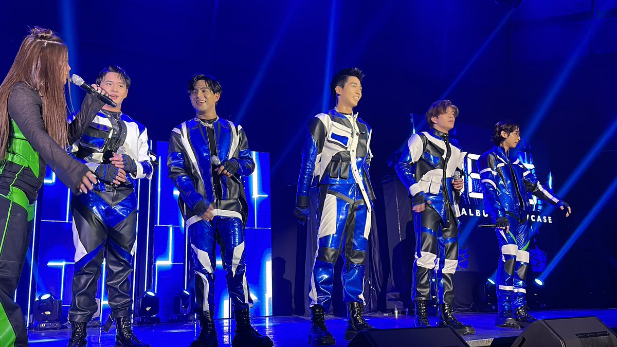 kowalerts's tweet photo. Our EXTRAORDINARY best boys are here! 

#BGYO_BeUsAlbumShowcase 
#BGYO @bgyo_ph 
BGYO EXTRAORDINARY DAY 
#ABSCBNEvents https://t.co/rTPZmcOyO8