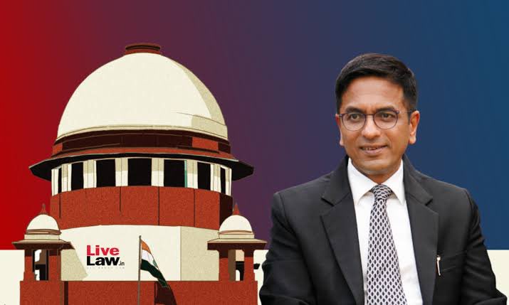 चीफ जस्टिस चंद्रचूड़ ने आज सेबी से कहा :  हम आपको अडानी मामले की छानबीन में 6 महीने का वक्त नहीं दे सकते।आपको ये जांच तेजी से करनी होगी।अगस्त तक पूरी रिपोर्ट पेश करें।

एक व्यक्ति ईमानदार क्या आया, देश का सारा सिस्टम हिलने लगा।

सैल्यूट टू यू  चंद्रचूड साहेब !!