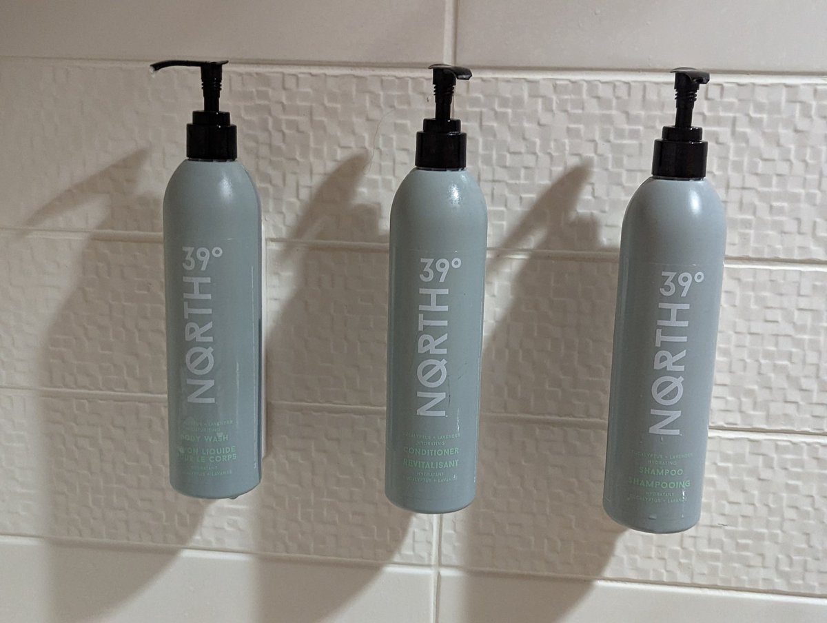drpct's tweet photo. Which one is the shampoo? https://t.co/lFvDAtOxNj