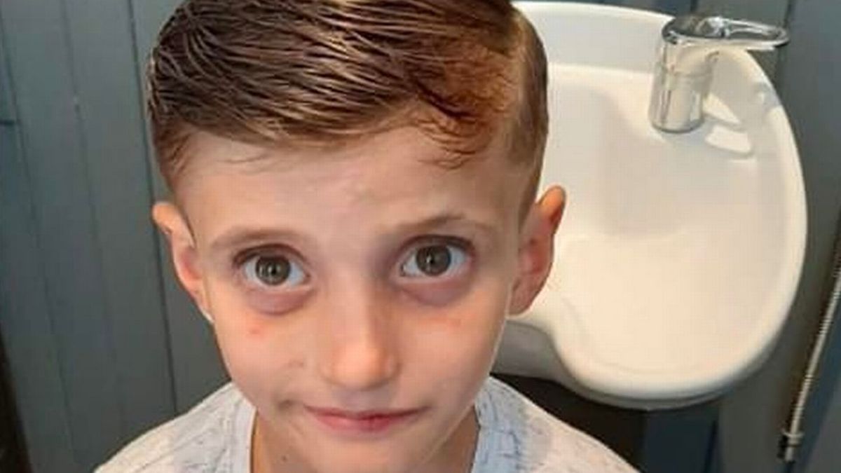 The Mirror on Twitter "RT MirrorHealth Boy, 7, who found dad dead in
