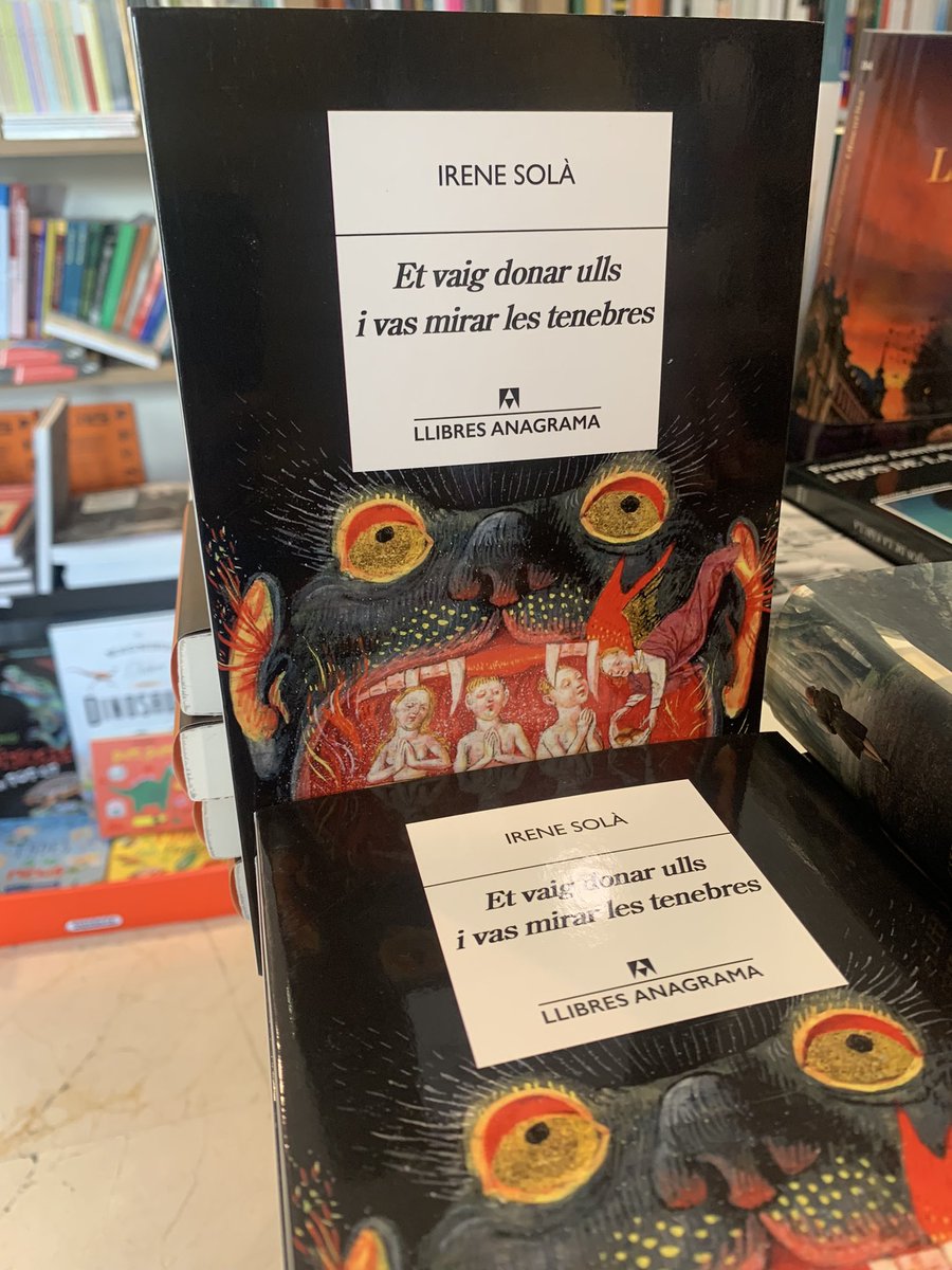 TinterEl's tweet image. Després del fenomen de ‘Canto jo i la muntanya balla’ torna Irene Solà amb ‘Et vaig donar ulls i vas mirar les tenebres’. Ja el podeu trobar al Tinter! @AnagramaEditor