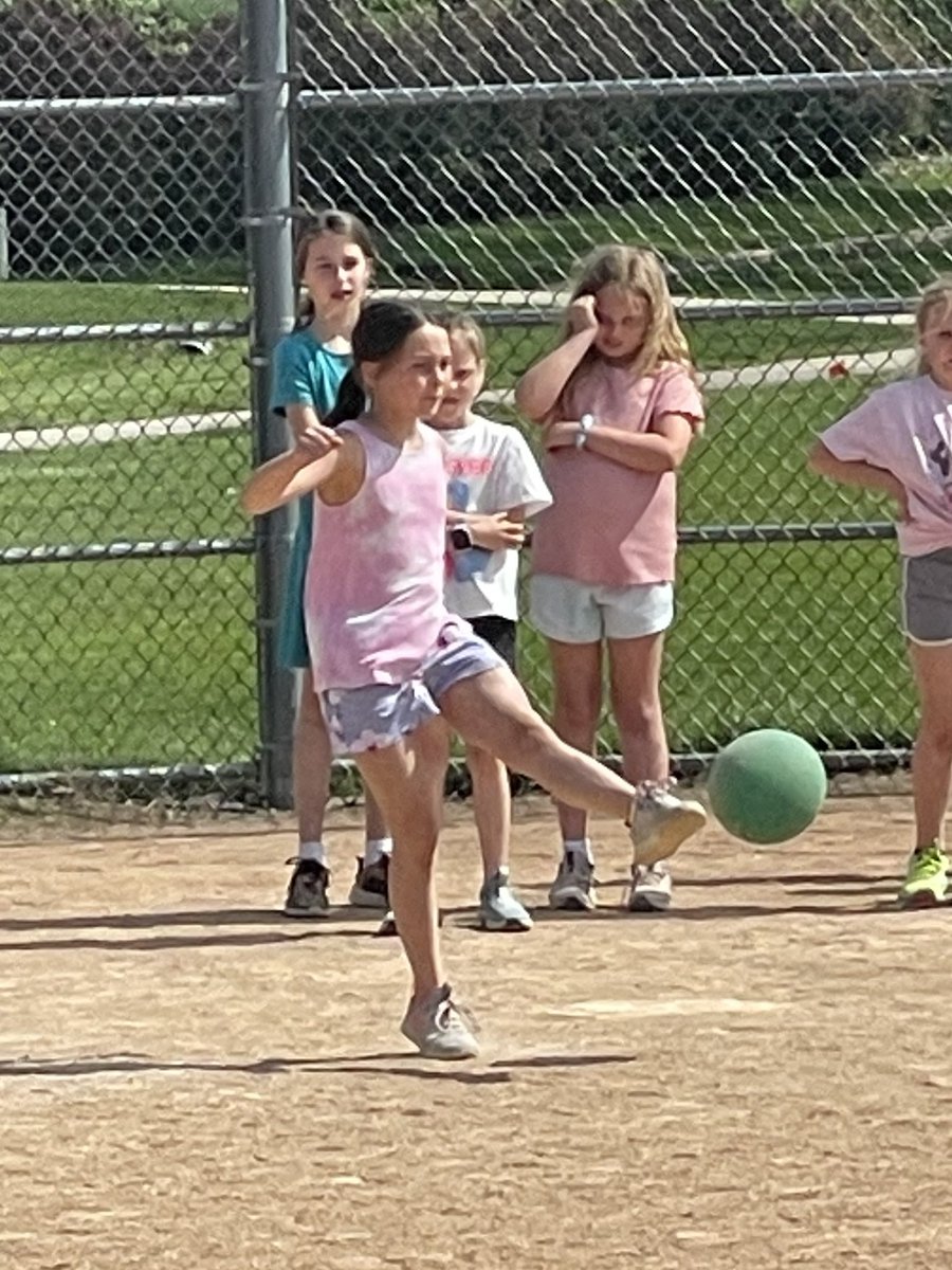 Mrs. W's 3rd Graders tweet media