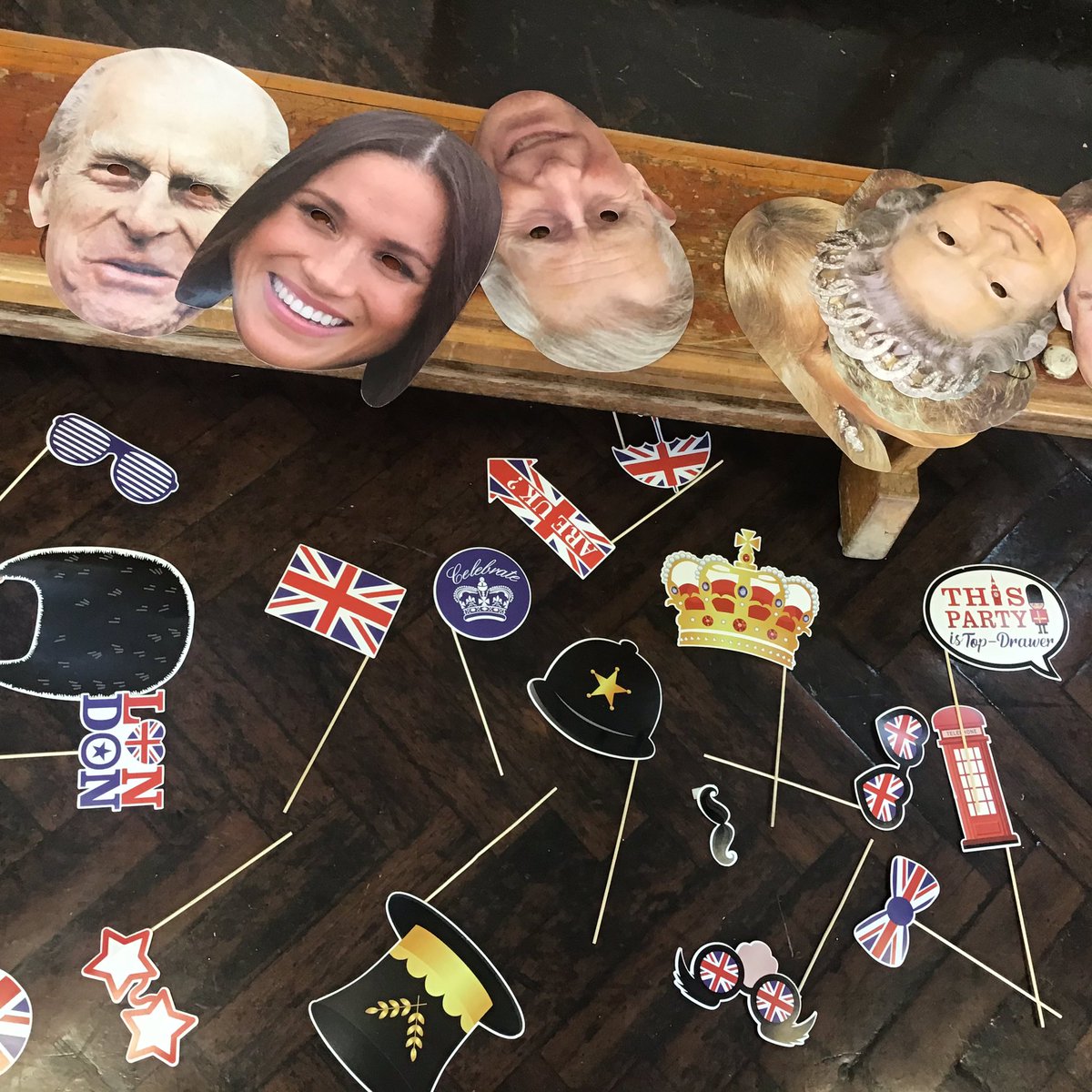 Mrs Pollard (@msparker2002) on Twitter photo We have had a great day celebrating the coronation.First a Royal lunch then stick the diamond on the crown. <a href="/hartleybrookpri/">Hartley Brook Academy</a> #TheKingsCoronation We have had a great day celebrating the coronation.First a Royal lunch then stick the diamond on the crown. <a href="/hartleybrookpri/">Hartley Brook Academy</a> #TheKingsCoronation