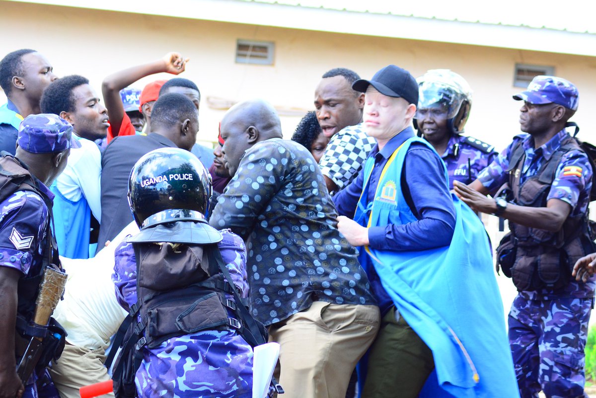 All that police of Uganda can do is to brutally arrest and intimidate everyone that stands to speak up.however we shall continue to speak and advocate for our rights and one day we shall over come #ProtectHumanRights #ProtectStudentsRights #StopPoliceBrutality