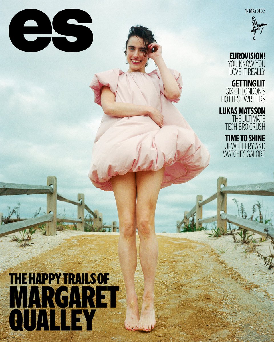 filmes_e_filmes's tweet photo. Margaret Qualley Γ© capa da nova ediΓ§Γ£o da @ESMagOfficial.
πΈ Fotos por Rebekah Campbell.
Aos 28 anos, a atriz se prepara para a estreia de "Sanctuary", novo suspense da @neonrated que chega dia 19 de maio nos cinemas americanos.β₯οΈπ₯
#margaretqualley #esmagazine https://t.co/lwlMsyGCs3