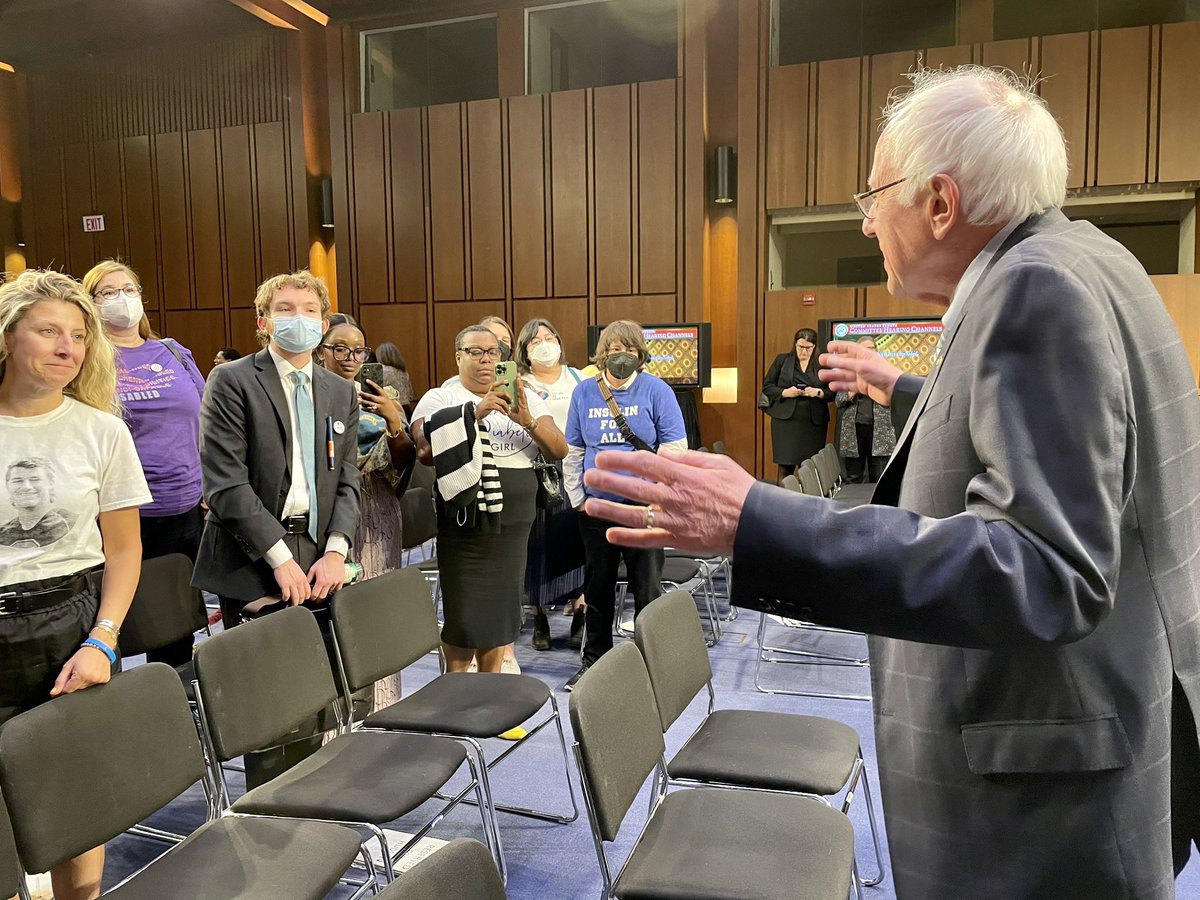 Thank you to the entire #insulin4all community for a fantastic week of advocacy!  

We’ve got the momentum. Let’s bring it home and pass the Insulin for All Act so NO ONE must ration insulin to survive. 

Love y’all! 💪💙💪