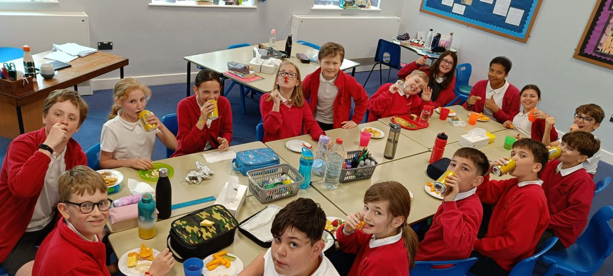 SchoolOverstone's tweet image. Another happy sight. Year 6 enjoying a well earned sharing lunch. Well done to all  Year 6 children for completing SATS week. #sharedlunch #bringonthebeige