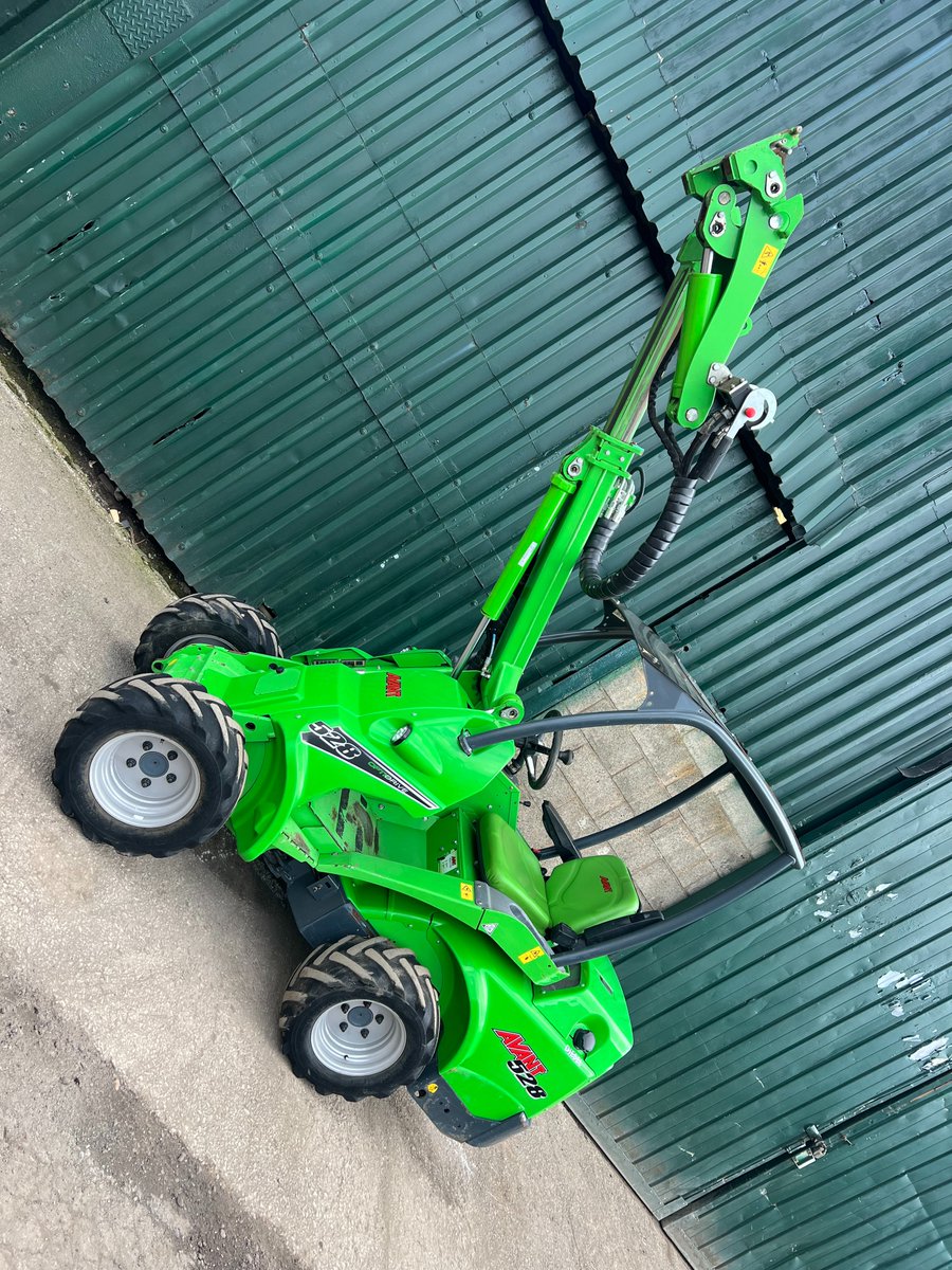 #Avant 528 Loader for Sale
2018
870 hours
Direct trade in
Full main dealer service history
Serviced / workshop checked ready to go
£17,950+vat
Full pictures / info on our website -
1stbaseplantsales.com

#avantloader #avanttecno