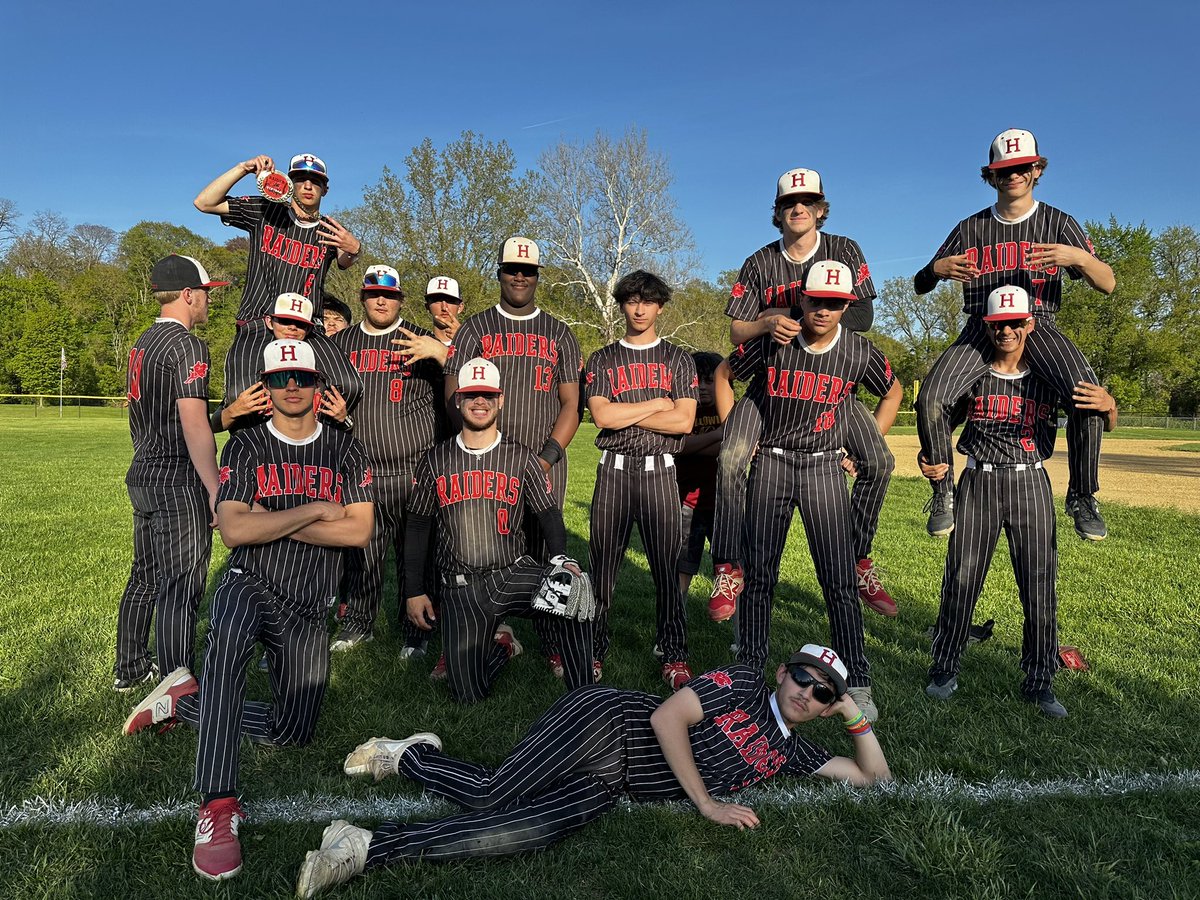 harveybsbl's tweet photo. Got the W with a NoNo by #6, then a little post game action with Painesville Little League!! https://t.co/nu7rREFIem