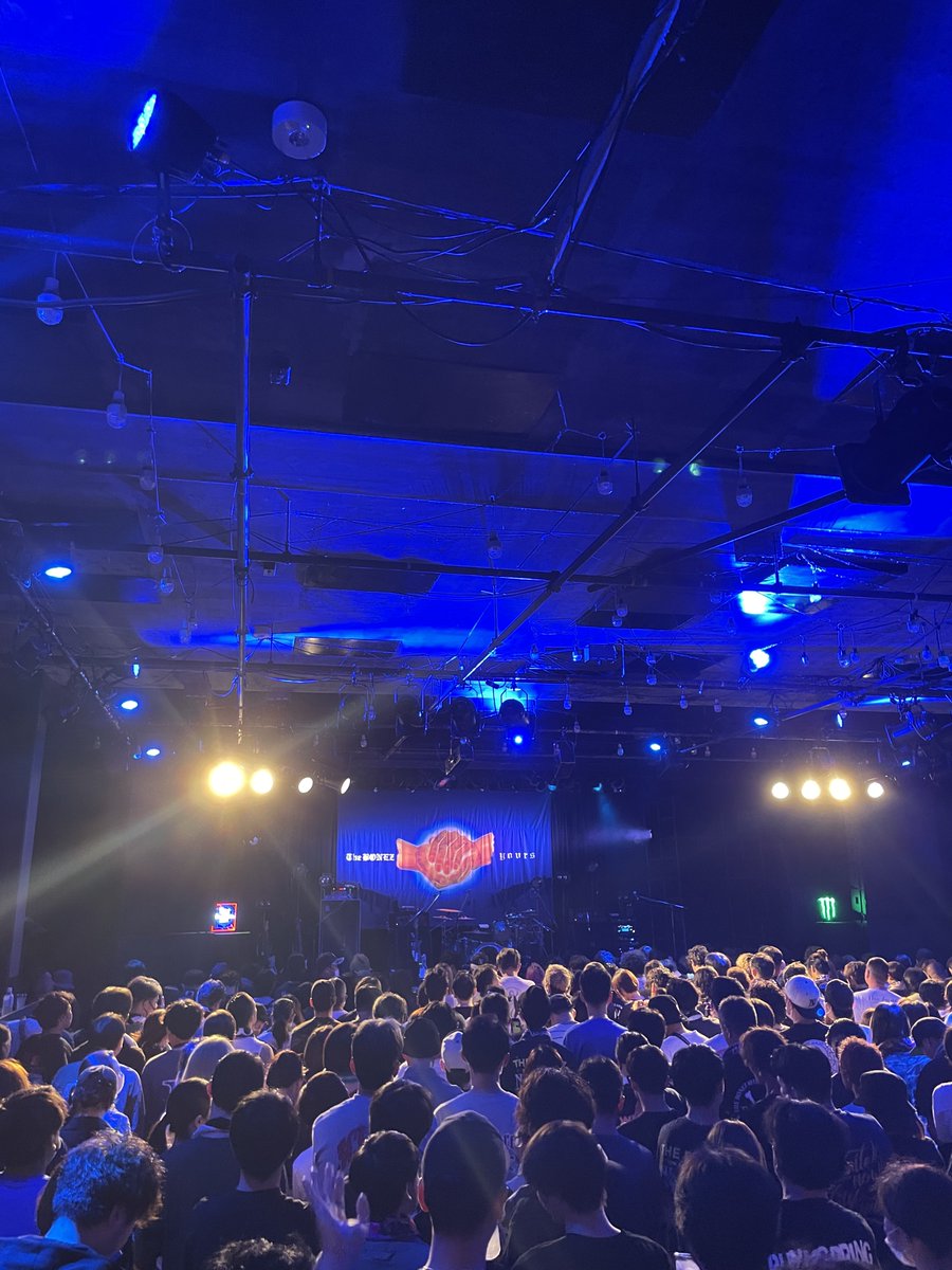 BeFree24's tweet photo. 控えめに言ってThe BONEZ最高だった。ライブが、ライブハウスが帰ってきた😊　 #TheBONEZ https://t.co/kR3ssDYI3u