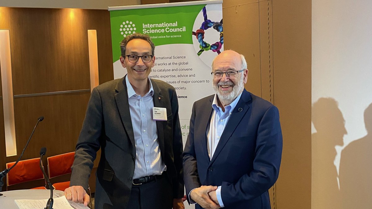 acmedsci's tweet photo. Prof Tom Solomon CBE FMedSci (@RunningMadProf), our VP Int'l is at the @ISC mid-term meeting today where 300+ delegates are representing the global scientific community.
📷with Prof Sir @PeterGluckman FMedSci, @ISC President.
https://t.co/CTFNTvSsmA
#SynergiesInScience https://t.co/YsJRSXwBG0