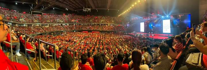FC58732914's tweet photo. บรรยากาศพรรคเพื่อไทย  #ปราศรัยใหญ่เพื่อไทย https://t.co/1Ny9dJNe8o