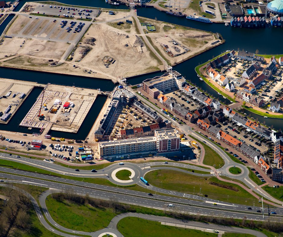 WaterfrontHwijk's tweet photo. De parkeergarage aan de Kop van de Stadswerven, ook wel P7 genoemd, krijgt 4 parkeerlagen met minimaal 575 parkeerplekken. Meer informatie? 👉 https://t.co/SMdHELBYkj https://t.co/Mj2XpOB3xB