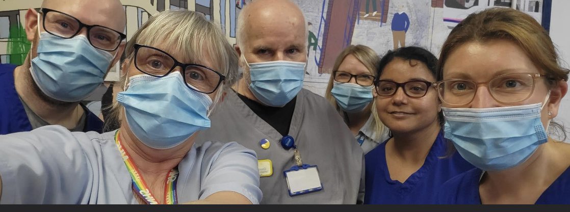 UnitRenal's tweet photo. Happy international nurses day from Weston renal unit https://t.co/1xHAXSc4UJ