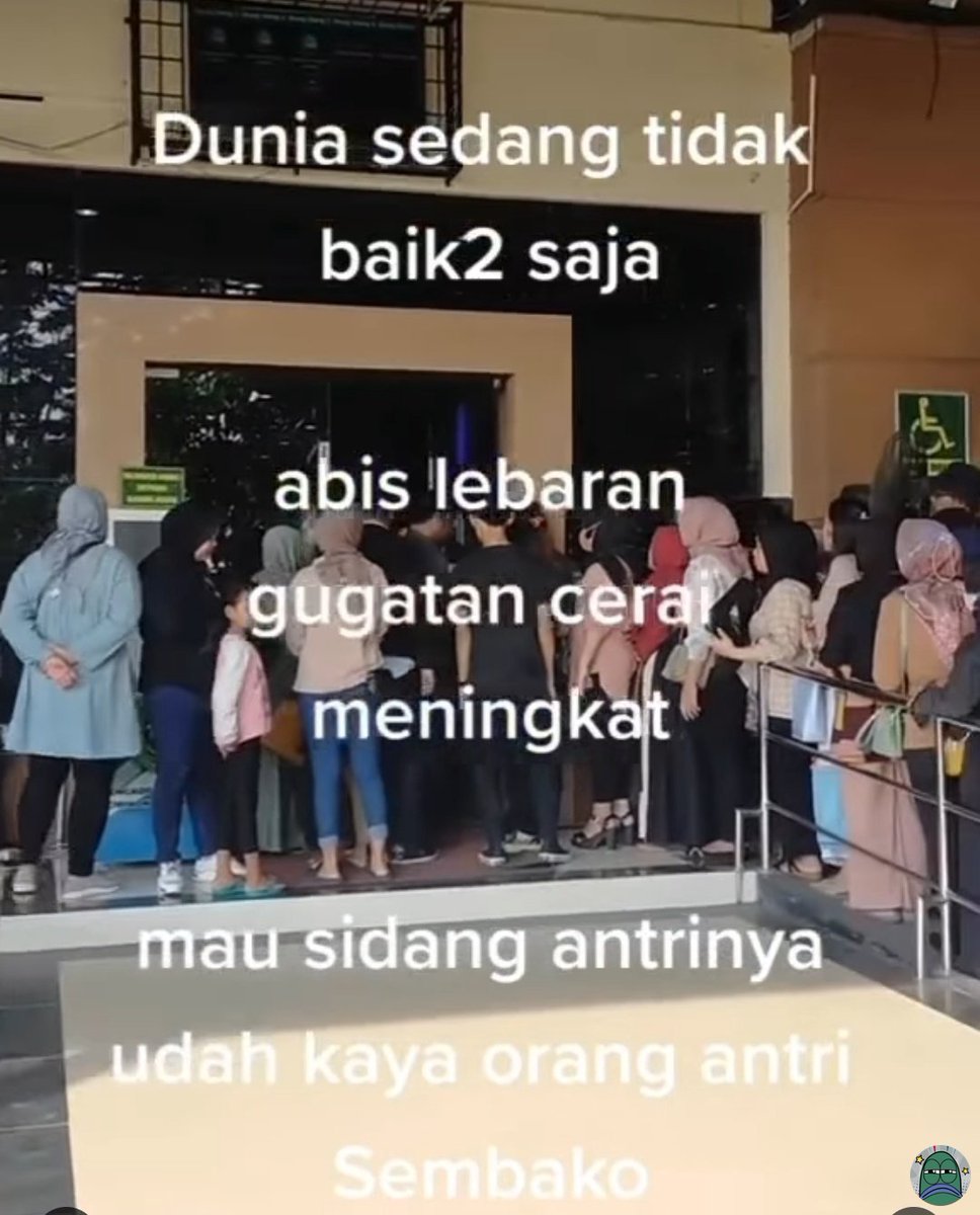 Tanyarl antrian sidang cerai di salah satu pengadilan di jabar