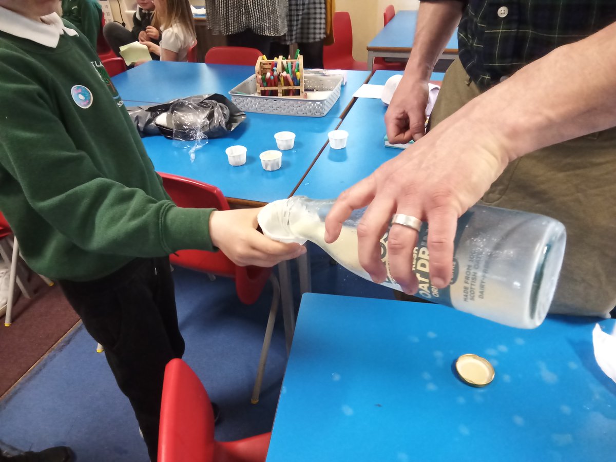 Pencaitland Primary School (@pencaitlandps) on Twitter photo P2, 3 and 4 had a great time with Josh from <a href="/BroseOats/">Brose Oats</a> telling us all about how oatmilk is made. We even got to try some! #broseoats P2, 3 and 4 had a great time with Josh from <a href="/BroseOats/">Brose Oats</a> telling us all about how oatmilk is made. We even got to try some! #broseoats