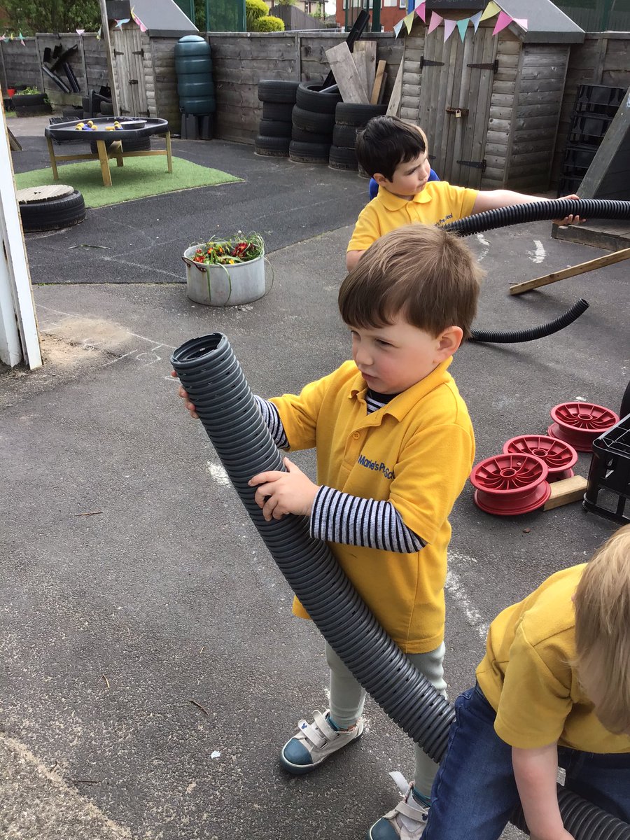 The children have had lots of fun this afternoon building a fire engine out of crates. They used pipes as hoses and pretended to put the fires out around the garden.