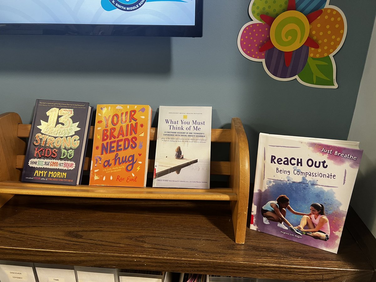 Today we celebrate Stigma Free Mental Health Awareness! Be kind to your mind and check out our Smith library collection on mental well-being and mindfulness 💚