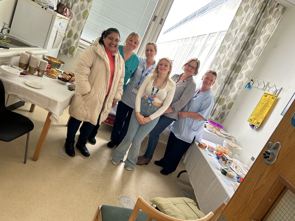 CHFTNHS's tweet photo. The Acute Floor at HRI is celebrating UK and overseas nurses on #InternationalNursesDay with a variety of food from different cultures around the world. 

Looks lovely! https://t.co/PUQ094EbyP
