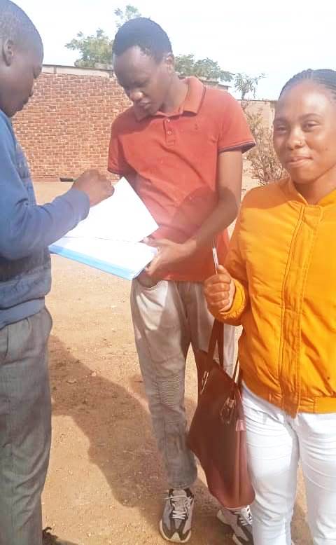 PSH_SRHR's tweet photo. Substance use among youth increases the risk of unplanned pregnancies since it impairs decision-making. Venterstad’s HPs conducted a community outreach on Substance Use &amp; Abuse and Teenage Pregnancy Prevention. #BecauseWeCan #SocialEmploymentFund #MyVoiceCount @IDCSouthAfrica https://t.co/ShVZNb9tve