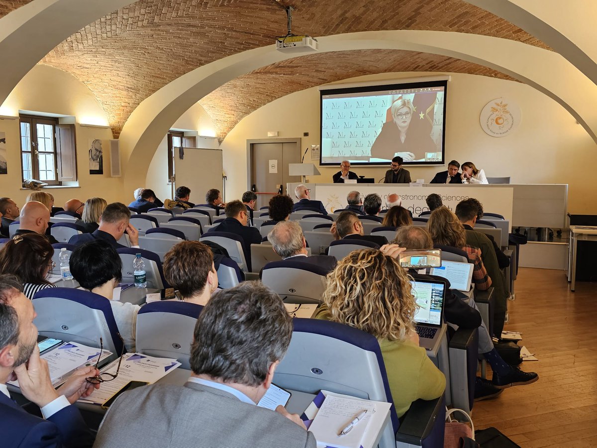 Elena Chiorino🇮🇹 tweet media