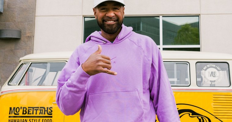 FastCasual's tweet photo. Mo' Bettahs lands endorsement from golf star Tony Finau.  https://t.co/AYZZmn1zaA https://t.co/lF3lhLVRAa