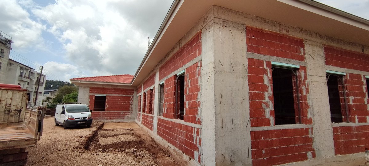 Σε πλήρη εξέλιξη οι εργασίες στο Κέντρο για το Παιδί.
ioannina.gr/%cf%83%ce%b5-%…