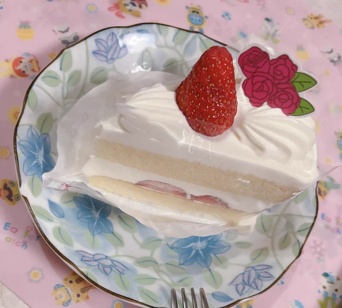 母の日近いのでマミーにケーキを買ったついでに自分のショートケーキも買い