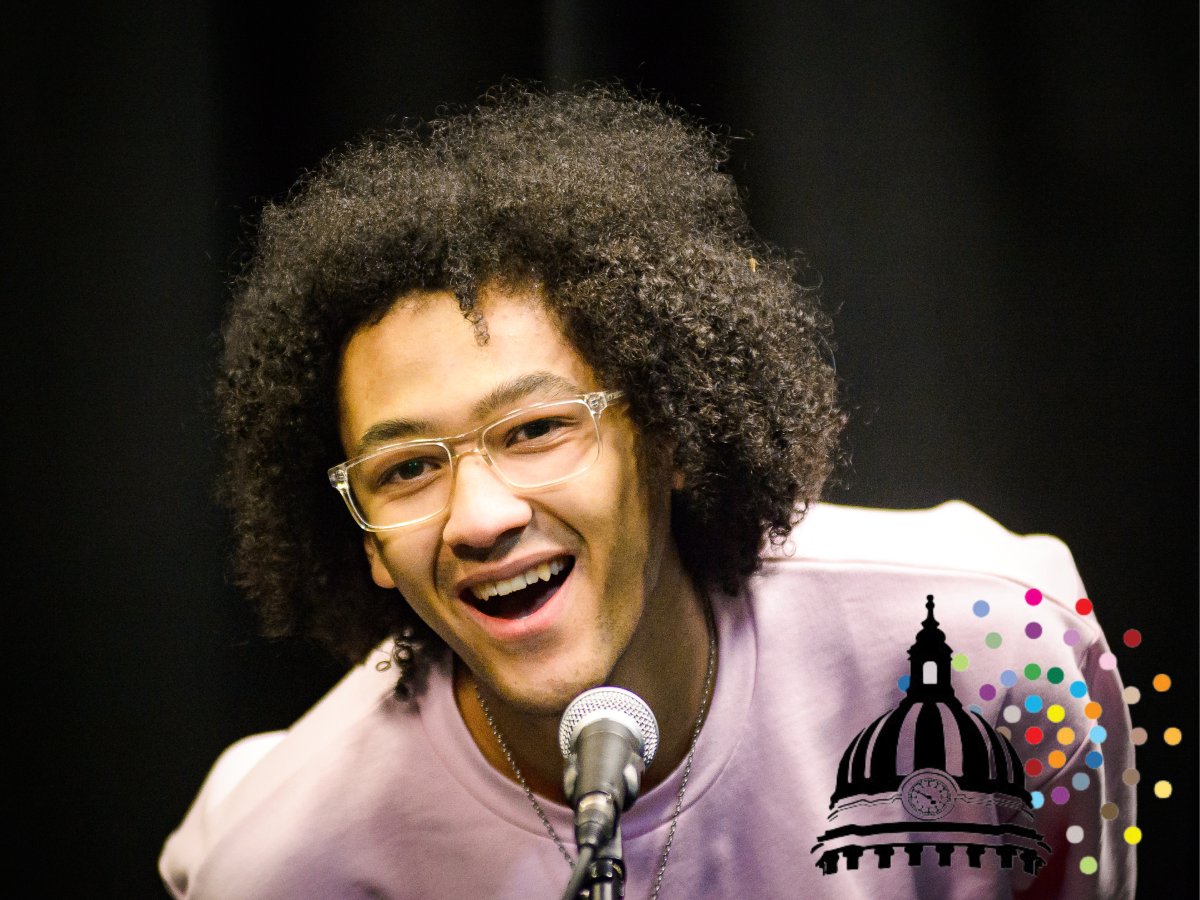 Nearly 1 month to go until <a href="/NottsRW/">Nottingham Refugee Week</a> 2023 🌍

We'll be celebrating #RefugeeWeek2023 with an evening of performances on this year's theme Compassion 🫂

We're currently recruiting performers - head to our webpage for more info or to grab tickets bit.ly/42NIrHl 💻