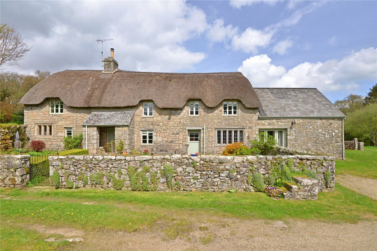 JacksonStops's tweet photo. Set in around 34 acres, with double bank #riverfrontage, Lower Hurston Farm is a vernacular #Dartmoor #farmstead, #GradeIIlisted, with mixed #farmland, amenity #wetland and #woodland. New to the market with @JSExeter with a guide price of £1,550,000.
https://t.co/krUEGO7qUG https://t.co/k0ZI46h3IH