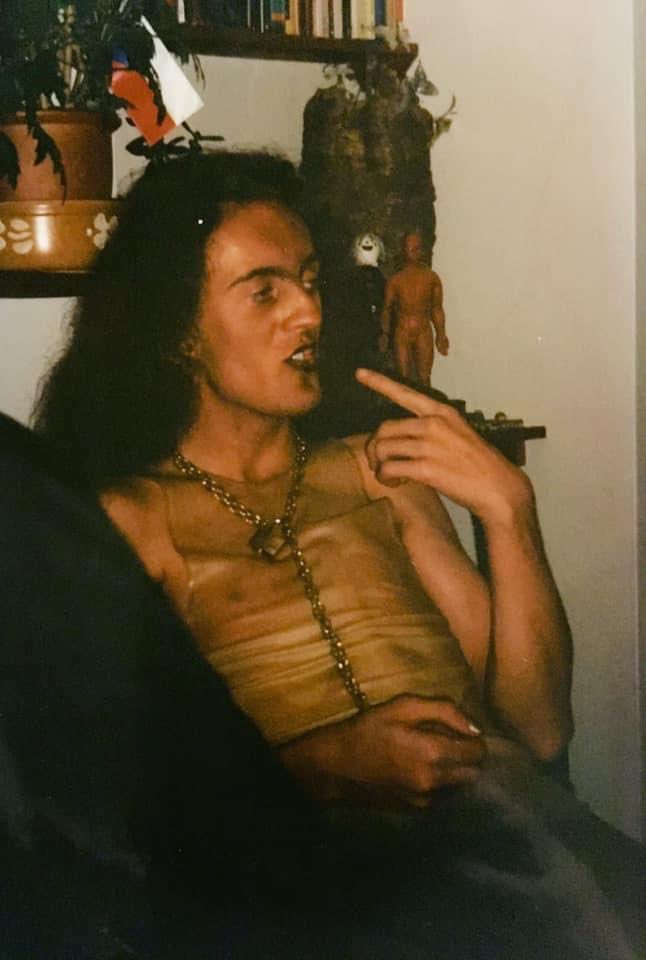 Palaeosam's tweet photo. @lossayyy The 90’s were a simpler time. https://t.co/HIFavVAu6K