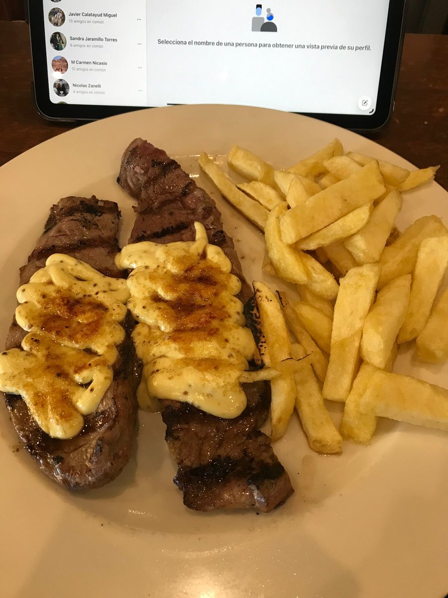 PacoLinux's tweet image. Esto es genial (@ Bodegón Orosierra in Sevilla, Andalucía) swarmapp.com/c/6yd4aBnmEt3