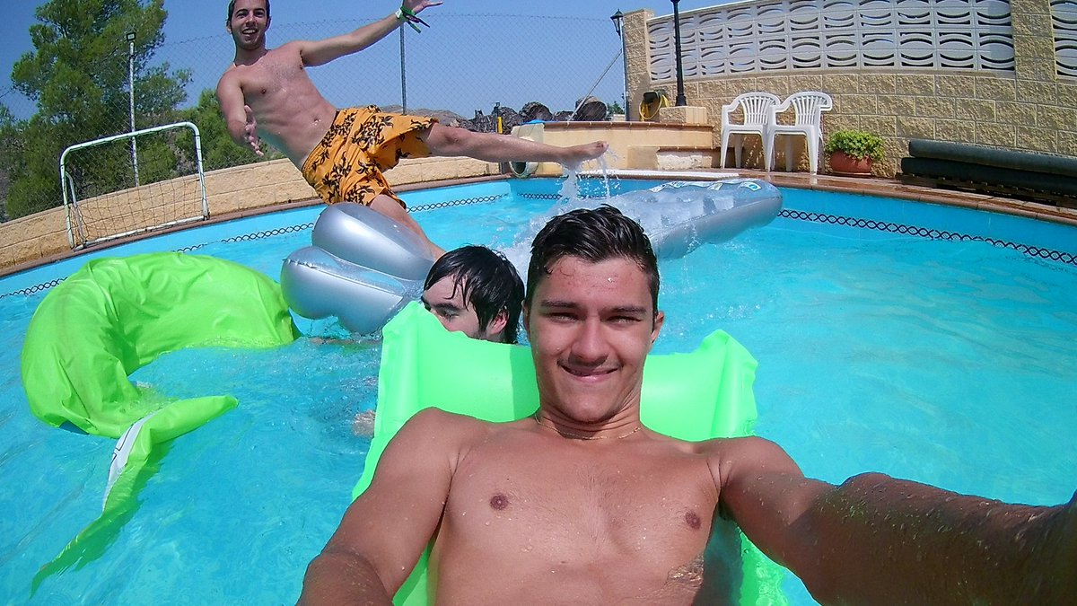 Simon dice Sub-Zero ❄️
<a href="/mughtemusic/">MUGHTE</a> dice Liu Kang 🐉

Os vemos mañana en el 1er año de la pantera 🐾 <a href="/WAKANDA_VLC/">WK EFFIN 27/01</a> junto a <a href="/badjokes_/">Badjokes👁</a> 😎

Toca despedir la temporada en familia ❤️

🎟️ xceed.me/en/valencia/ev…
Listas MD 📩📩