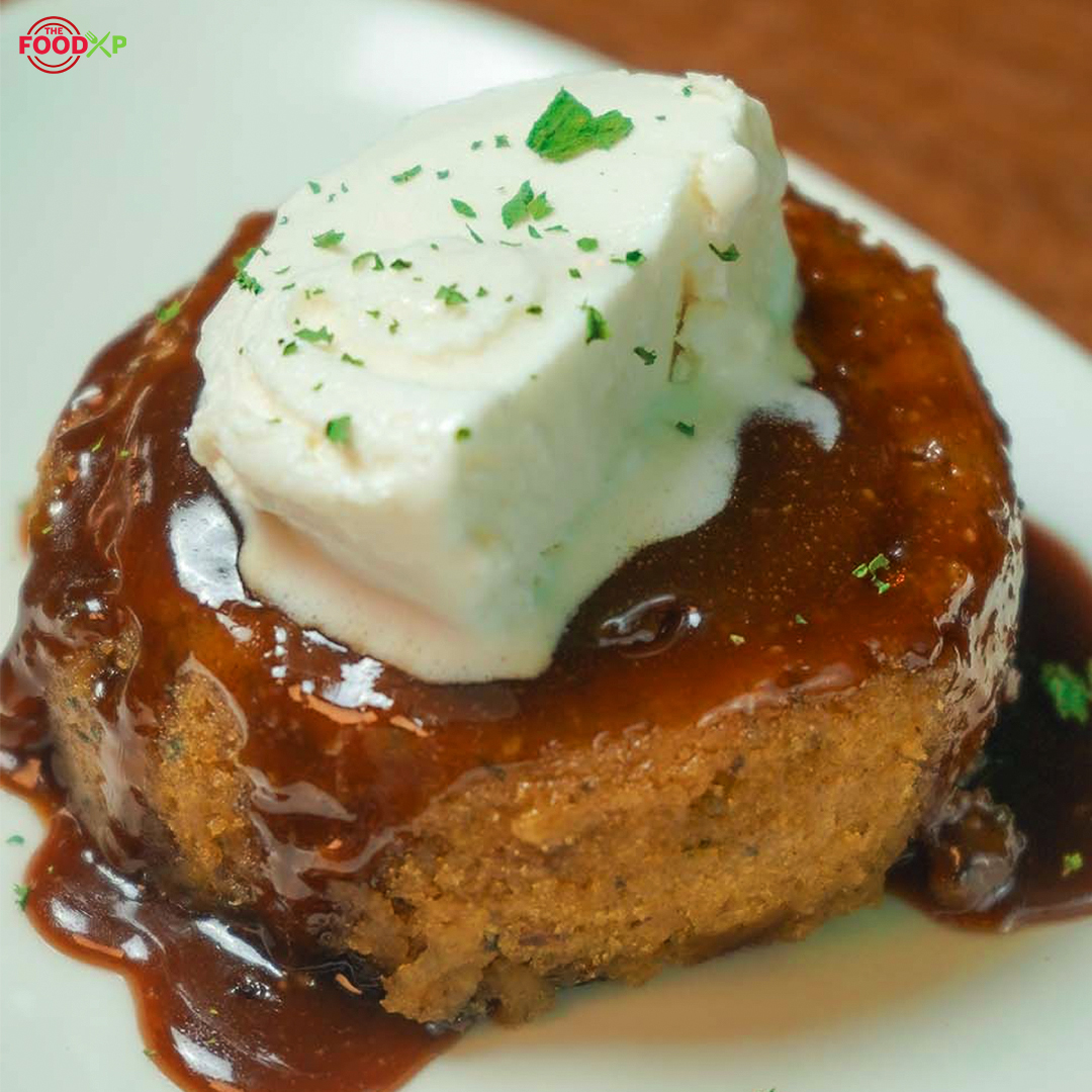 TheFoodXP's tweet photo. Gordon Ramsay Sticky Toffee Pudding! https://t.co/q2HKLeyVb4