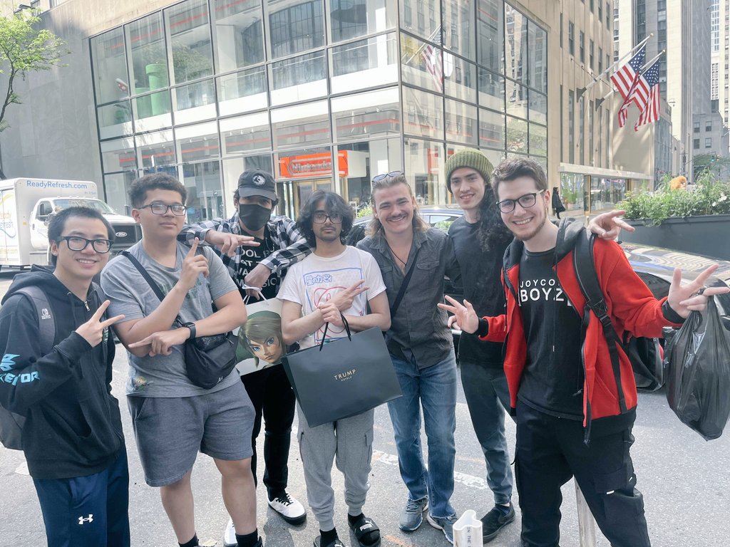 im salt (@imsaltyt) on Twitter photo Happy Birthday Etika! I miss you big dog!
The Boyz got together for the #ZeldaTearsOfKingdom Nintendo NYC line!
from left to right <a href="/plainrocktweets/">Plainrock124</a> <a href="/RSGabe1/">RSGabeš</a> <a href="/Quantum_Fission/">Quantum š¤</a> <a href="/imsaltYT/">im salt</a> @WestonRusty <a href="/OfficialCND/">Alex CND</a> <a href="/The_Lucbomber/">Lucbomberš£</a> Happy Birthday Etika! I miss you big dog!
The Boyz got together for the #ZeldaTearsOfKingdom Nintendo NYC line!
from left to right <a href="/plainrocktweets/">Plainrock124</a> <a href="/RSGabe1/">RSGabeš</a> <a href="/Quantum_Fission/">Quantum š¤</a> <a href="/imsaltYT/">im salt</a> @WestonRusty <a href="/OfficialCND/">Alex CND</a> <a href="/The_Lucbomber/">Lucbomberš£</a>