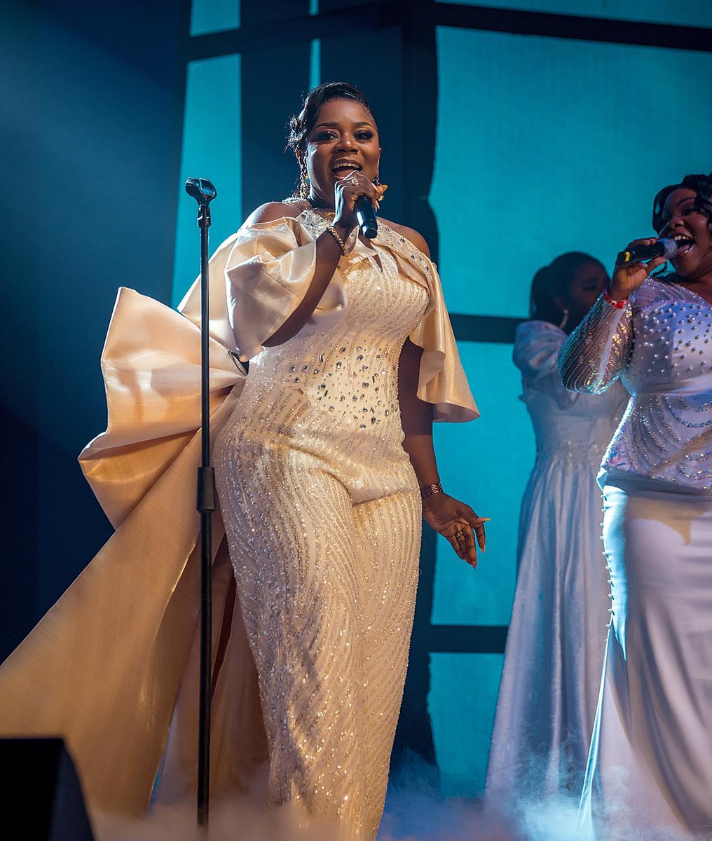 RealHannahMarfo's tweet photo. Congratulations my sister Piesie Esther on your VGMA wins.
#HannaMarfo
#AwoMaame
BREAKING NEWS
#VMGA24 #The24thVGMA #24VGMA https://t.co/9sIvSAnYfz