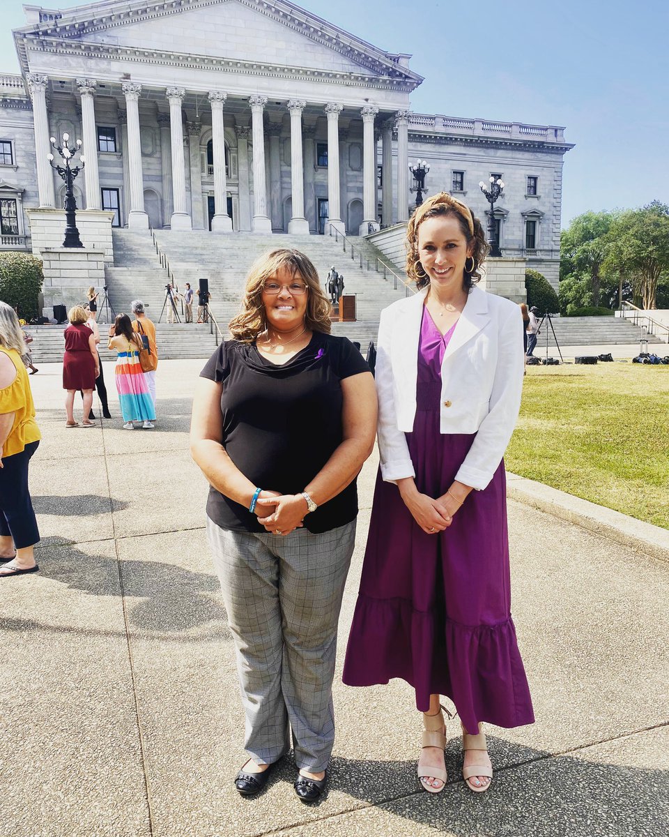SistercareSC's tweet photo. The Victims Matter Rally led by @sccadvasa and @scvanlegal was a powerful event that raised awareness about the barriers faced by victims of violent crime in our state. Sistercare representatives were proud to be in attendance. #VictimsMatter #scsaysnomore #standwithsurvivors https://t.co/Lz0pat0FeO