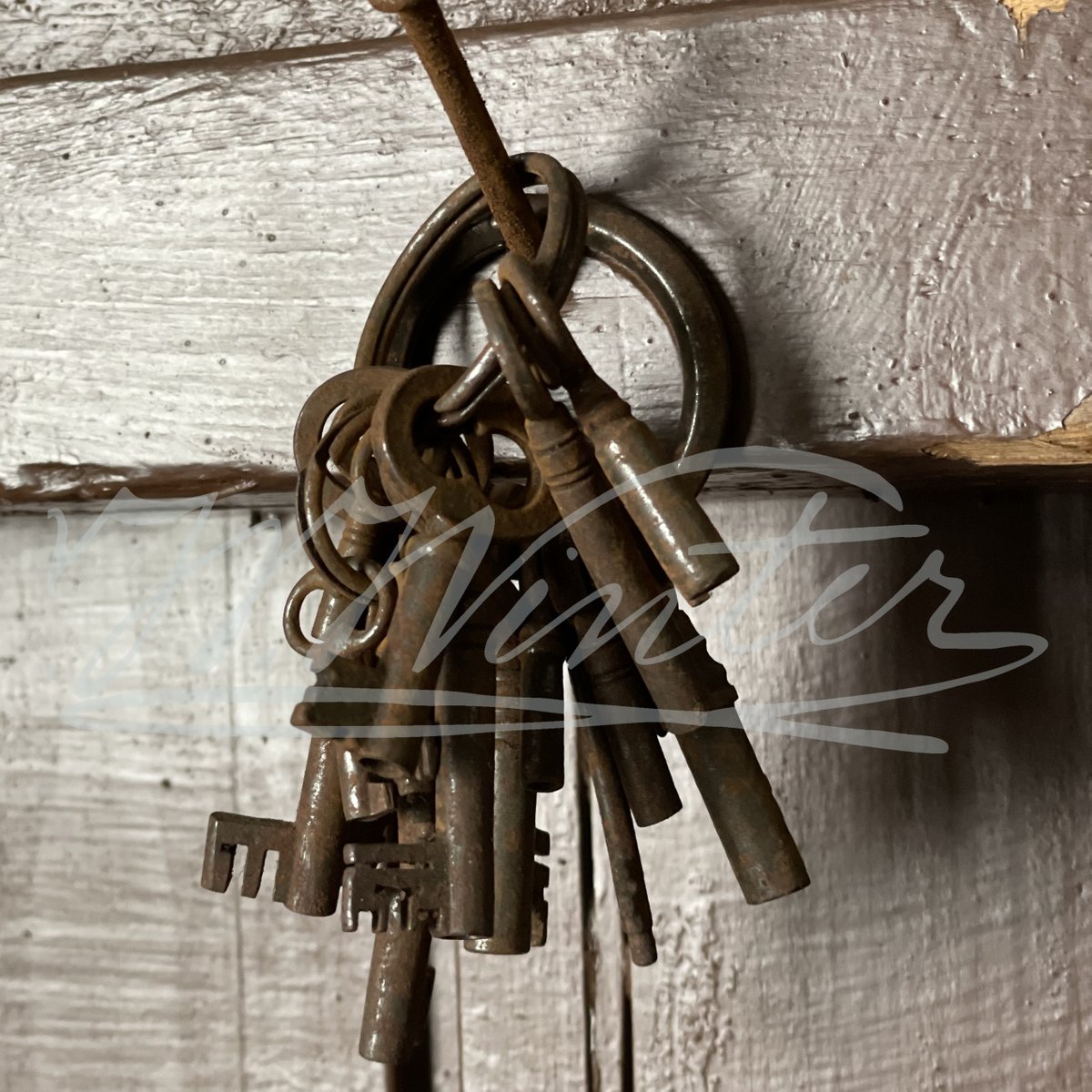 WintersFriends's tweet photo. We have many old keys here at Winter's without knowing what they fit!
Do you have collections of old keys without knowing what they fit? Are you scared to throw them away in case you'll need them in the future!
#WWWinterLtd #oldkeys #rustykeys #locks #locksandkeys https://t.co/rPsYTkv6Ch