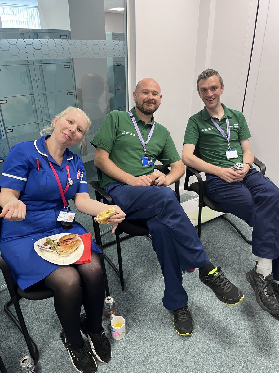 steph2mc21's tweet photo. Happy Nurses Day to all the fabulous nurses ⭐️🥳 from Gorton and Levenshulme Neighbourhood services @mcrlco @GortonLevensINT @lakesll https://t.co/QKS6vxIkFj