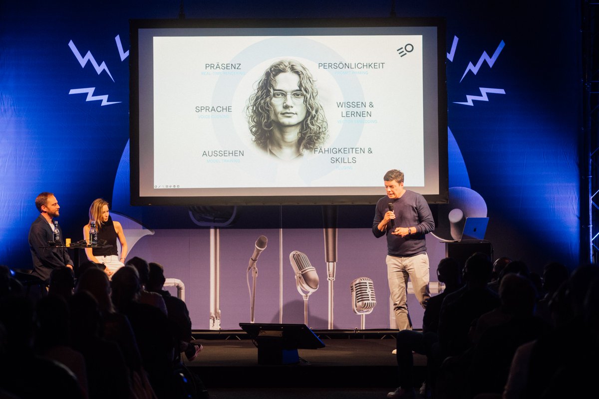 ExperienceOneAG's tweet image. Bääm! 💥 Conversational AI – Vom Hype zum Use Case!

Insights, Learnings und konkrete Anwendungsbeispiele für Brands und Unternehmen bei der #OMR23. #health #publicsector #Automotive 

Die Aufzeichnung gibt’s in Kürze. 🙌

#conversationalAI #ChatGPT #CX #AI #digitaltransformation