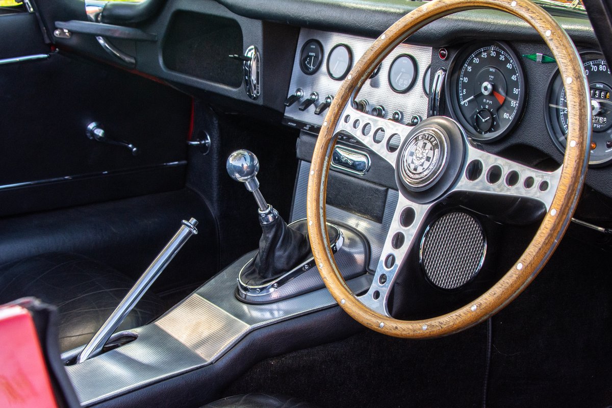 DmHistorics's tweet photo. #comingsoon - Home market 3.8 E-type roadster! 5-speed gearbox, high torque starter, electronic ignition, and much more. Prepared by the specialists at @ETypeUK,  available in our Kent showroom. Click here: https://t.co/2cELRFfcW6 #etypeuk #dmhistorics #dmhistoricsstock https://t.co/l3aAnkWYge