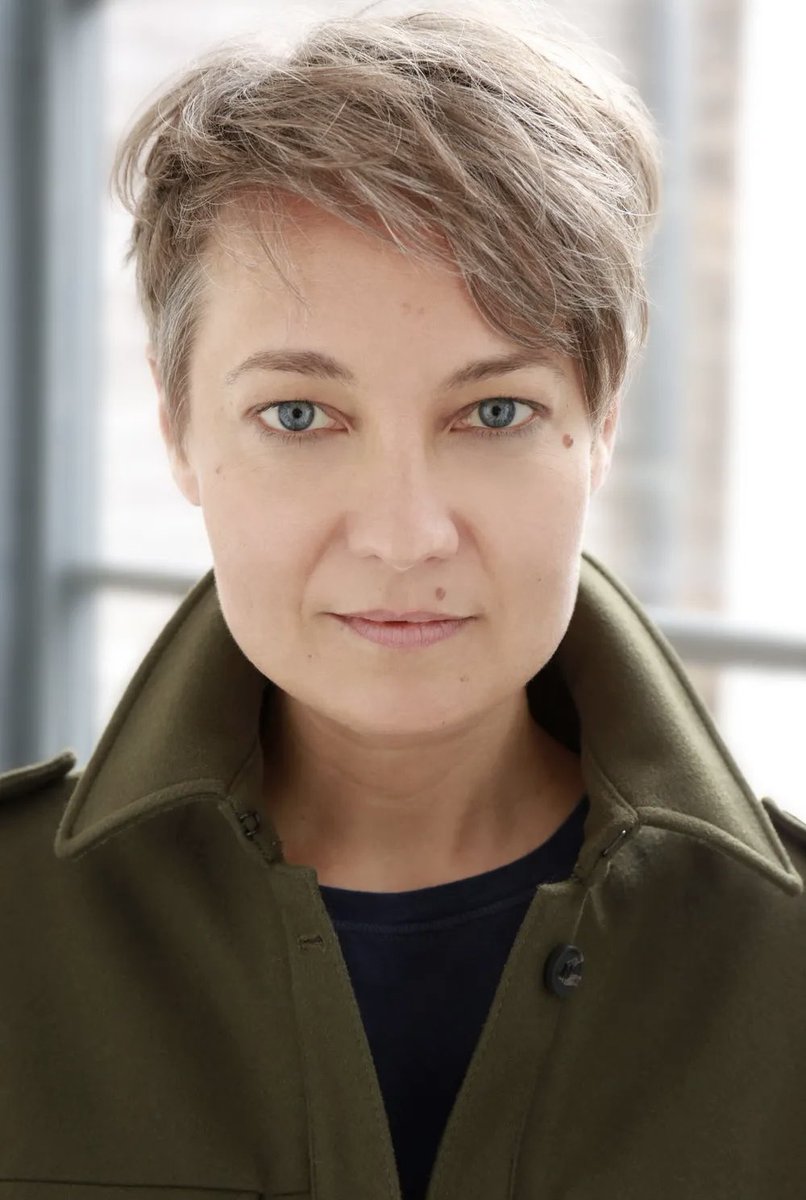DaniBlueUK's tweet photo. @alexmitarpx @filmforums @CastingsFind @centralactors @theatrenetwork_ @TheActorsPlanet https://t.co/1rHKYfm0au https://t.co/MjVUbMY6vZ