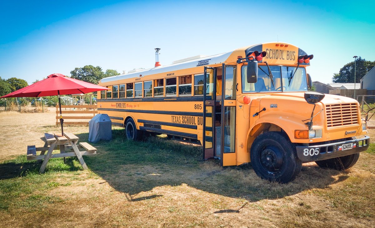 schoolbusstays tweet picture