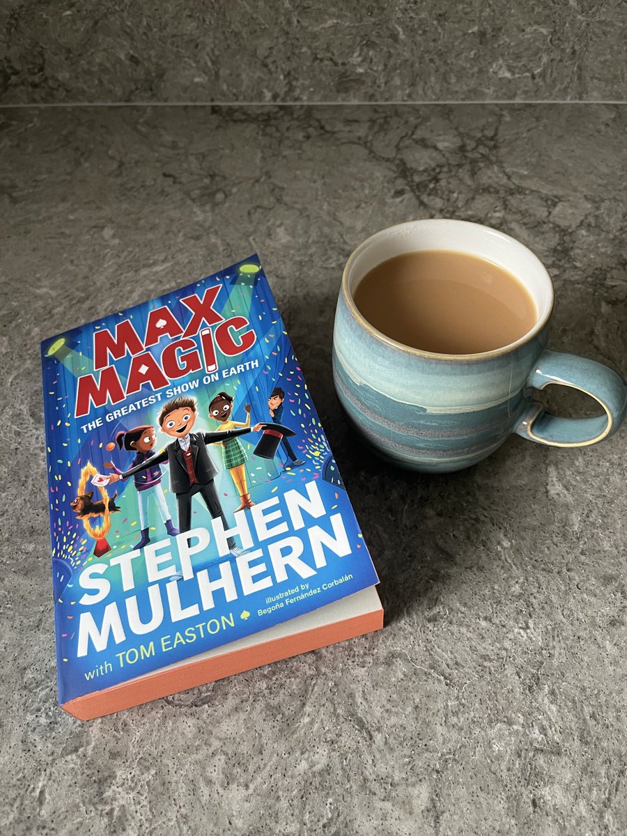 @StephenMulhern Look what’s just arrived 🤩 Happy International Nurses Day to me! Celebrating with a day off, cup of tea and Max Magic. Now where’s the biscuits?!
#MaxMagic #YorkshireTea