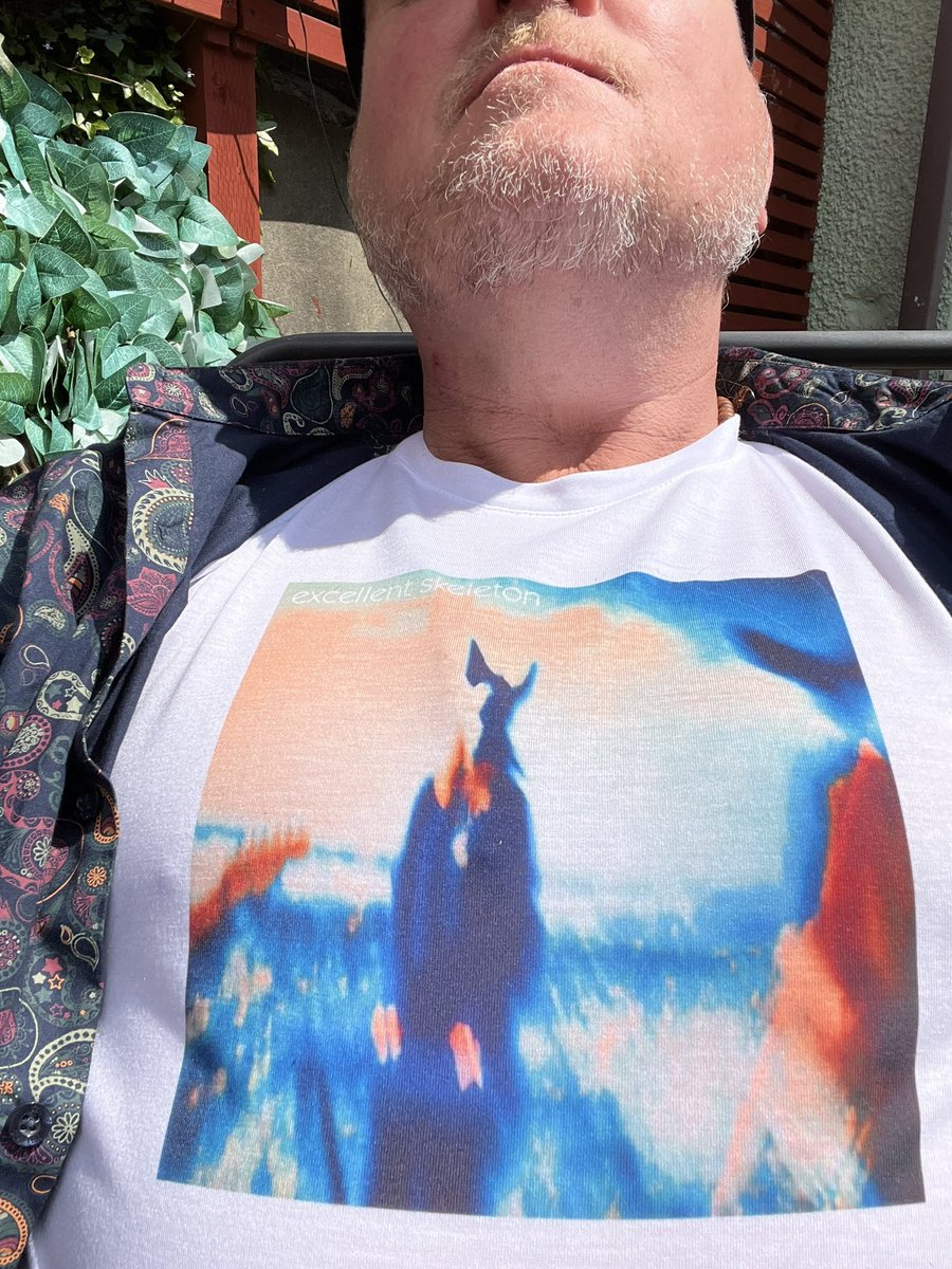 exskeleton's tweet image. The first @exskeleton tee. Psych / gaze AF #shoegaze #psych #shoegazer #tshirt