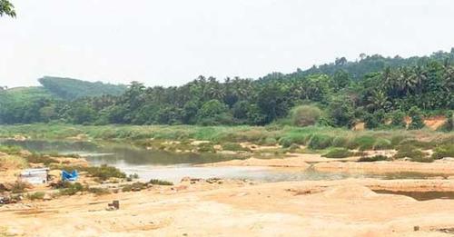 daijiworldnews's tweet image. Puttur: Sporadic rains in DK - Netravati river springs back to life
daijiworld.com/news/newsDispl… .
#puttur #rain #netravathi #river #dakshinakannada #riverside #daijiworld #daijiworld247 #daijiworldnews #daijiworldnews247